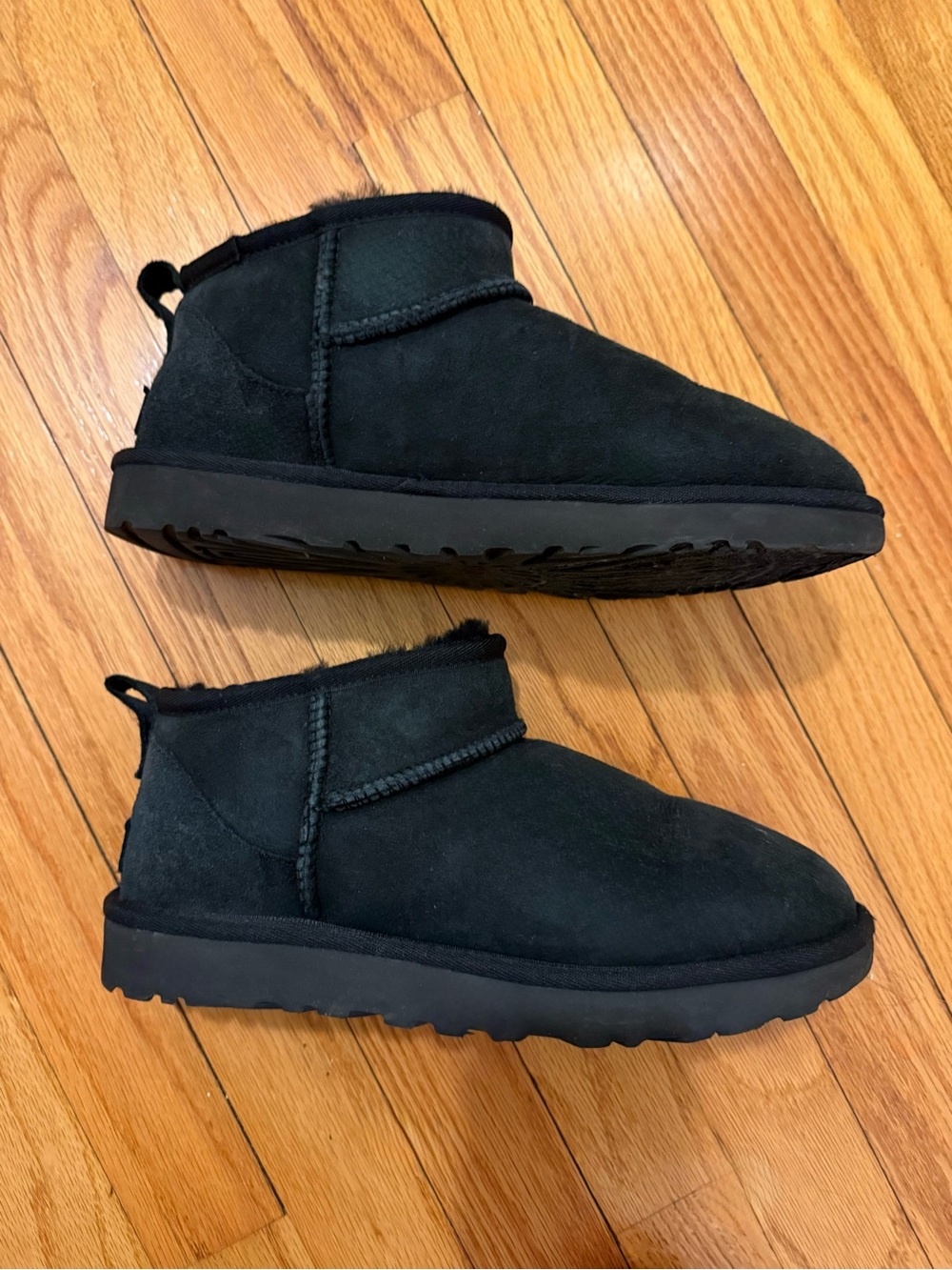 UGG Classic Ultra Mini